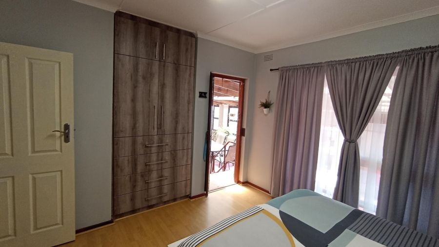 4 Bedroom Property for Sale in Vredenburg Western Cape